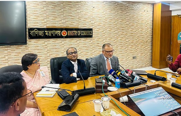 যুক্তরাষ্ট্রের পাল্টা শুল্ক আরও কমতে পারে: বাণিজ্য উপদেষ্টা